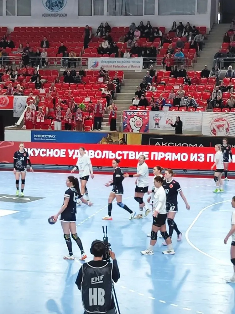 «Астраханочка» уступила «Ростов-Дону» в полуфинале чемпионата России «Астраханочка» уступила «Ростов-Дону» в полуфинале чемпионата России