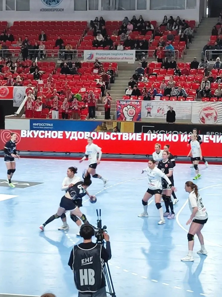 «Астраханочка» уступила «Ростов-Дону» в полуфинале чемпионата России «Астраханочка» уступила «Ростов-Дону» в полуфинале чемпионата России