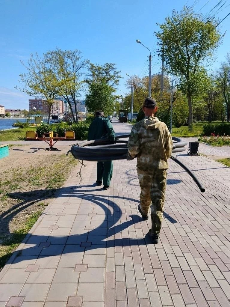 Администрация Астрахани начала масштабный ремонт поливочных систем
