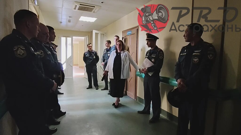 В Астрахани эвакуировали одну из самых крупных клиник В Астрахани эвакуировали одну из самых крупных клиник