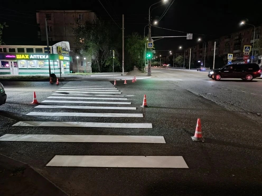 В Астрахани на трёх мостах провели ямочный ремонт