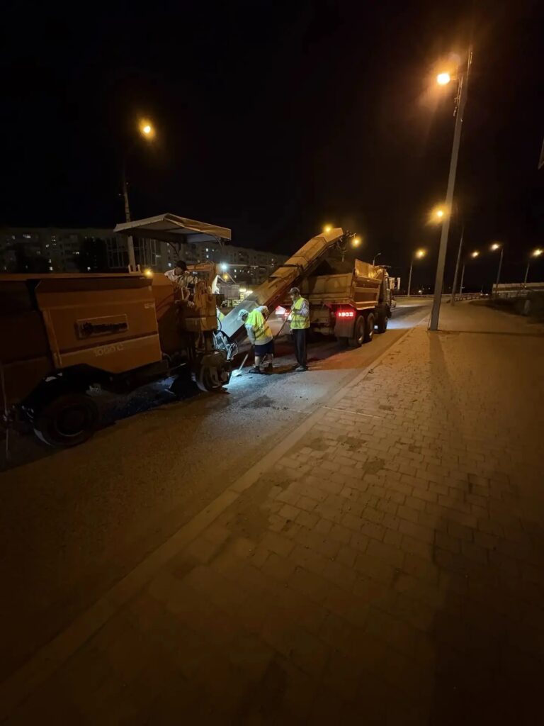 В Астрахани на трёх мостах провели ямочный ремонт В Астрахани на трёх мостах провели ямочный ремонт