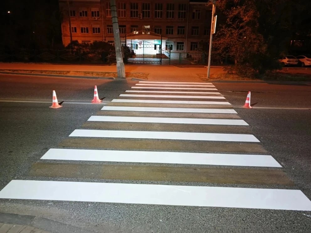 В Астрахани на трёх мостах провели ямочный ремонт В Астрахани на трёх мостах провели ямочный ремонт