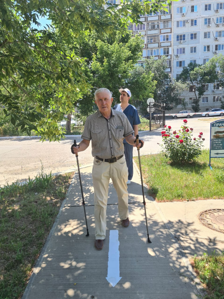 Движение вместо лекарств: в Астрахани набирает популярность уникальный терапевтический парк для реабилитации — фото 2