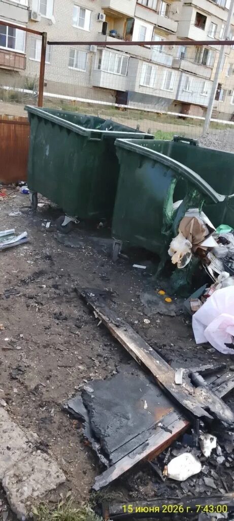 За полмесяца в Астраханской области сгорело 10 контейнеров