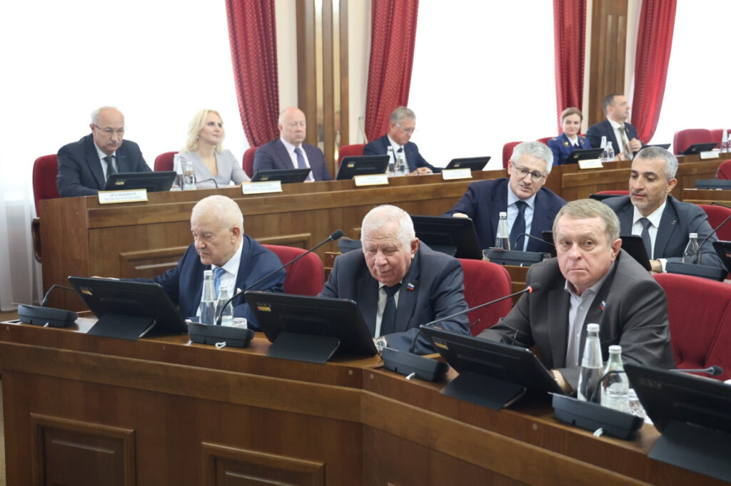Запрет на ИИ в агитации: Дума Ставрополья одобрила изменения в избирательном законодательстве