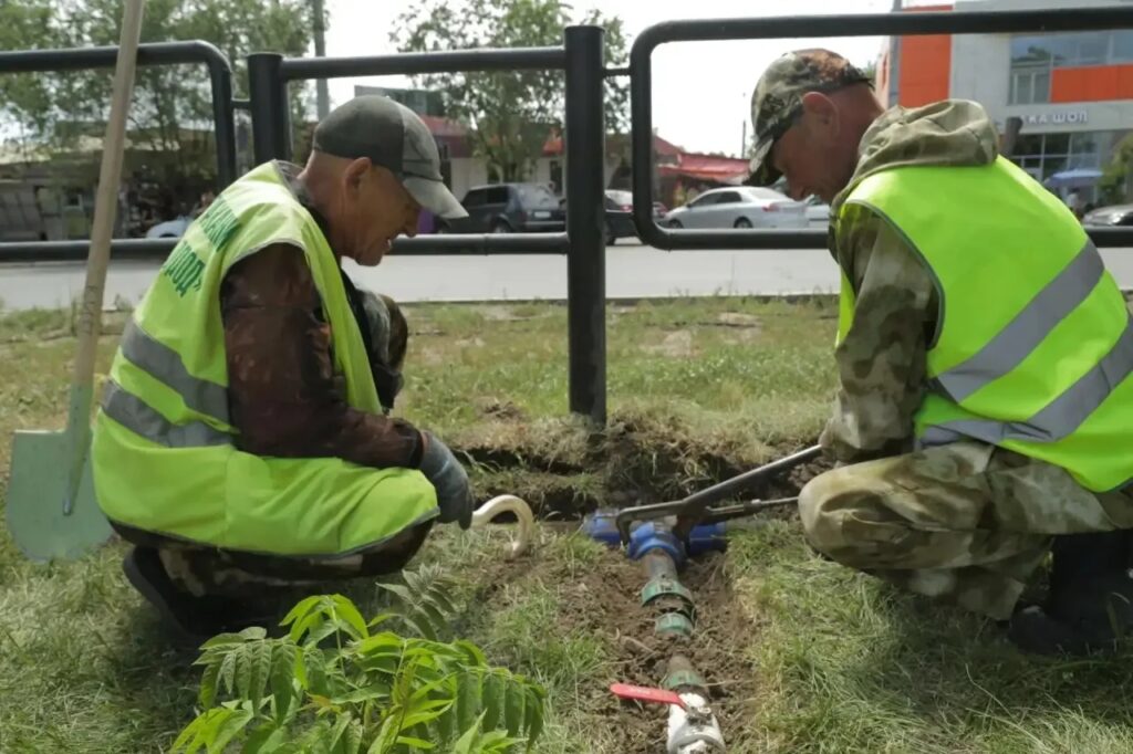 В Астрахани модернизировали поливочную систему на Набережной Приволжского затона