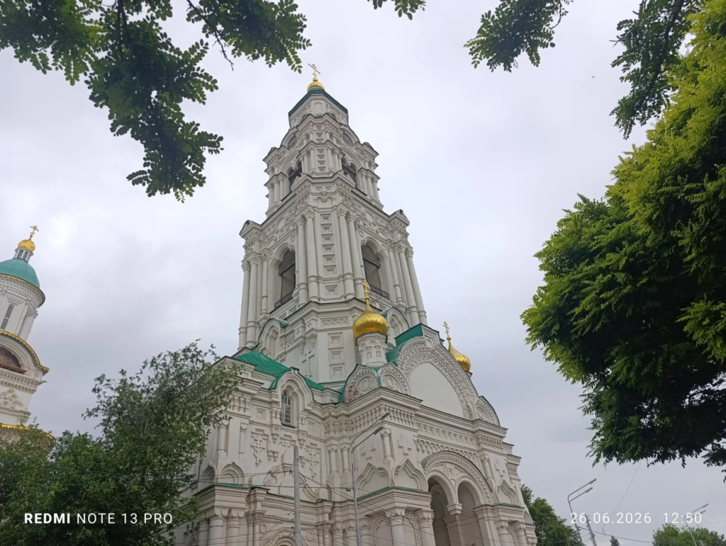 Сегодня в Астрахани будет совсем не летний день: +24°С и ветер до 20 м/с