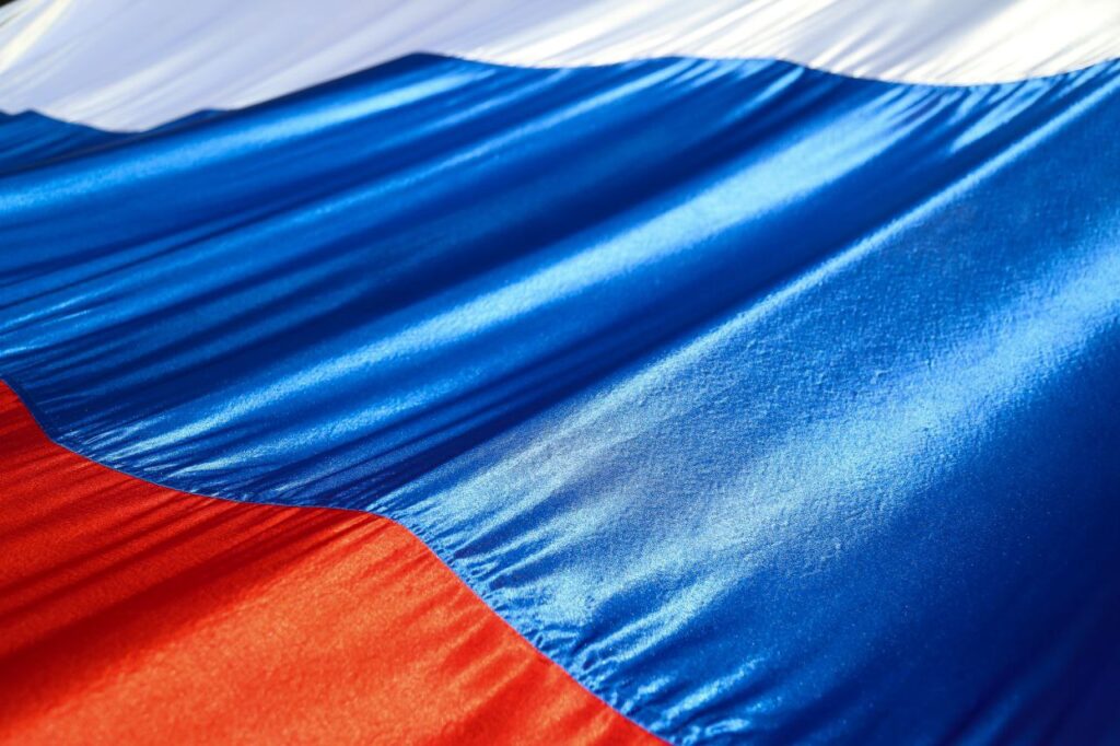 День России в Астрахани: полная программа праздника — от подъёма флага до ночной подсветки