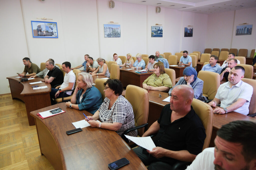 Общественная палата Астрахани взяла курс на контроль качества и зеленое будущее города Общественная палата Астрахани взяла курс на контроль качества и зеленое будущее города