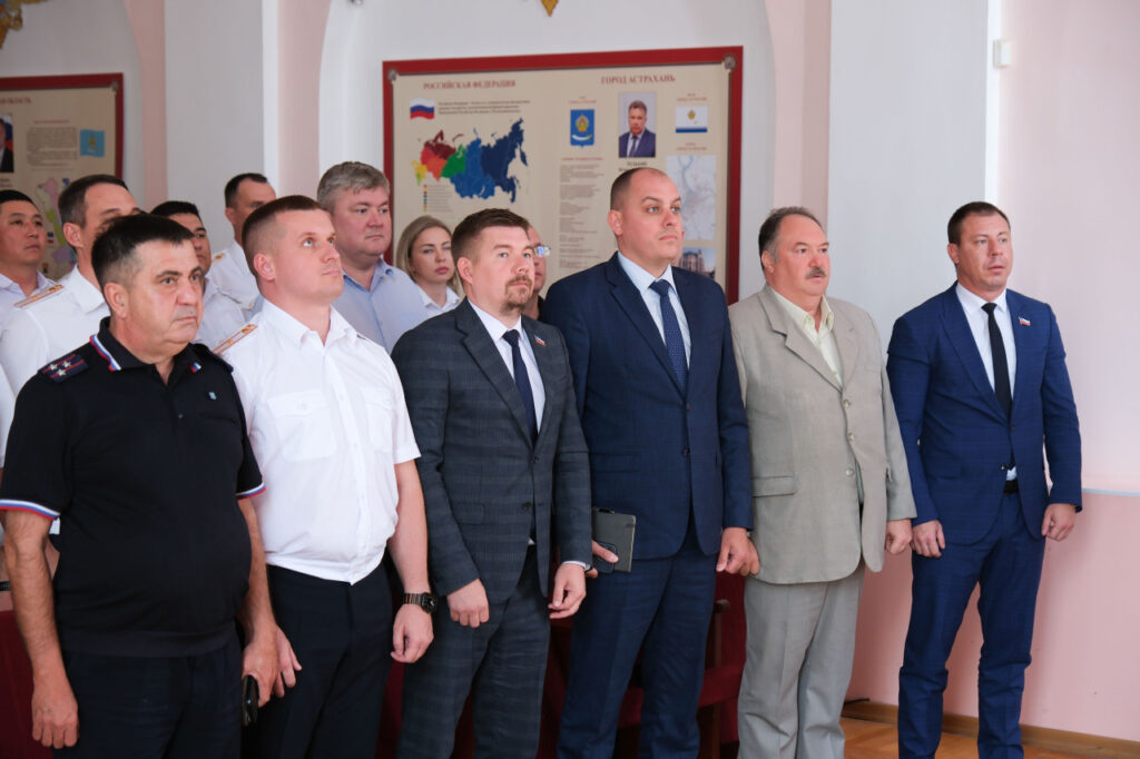 Депутаты Городской Думы поздравили стражей дорог с 90-летним юбилеем ГИБДД