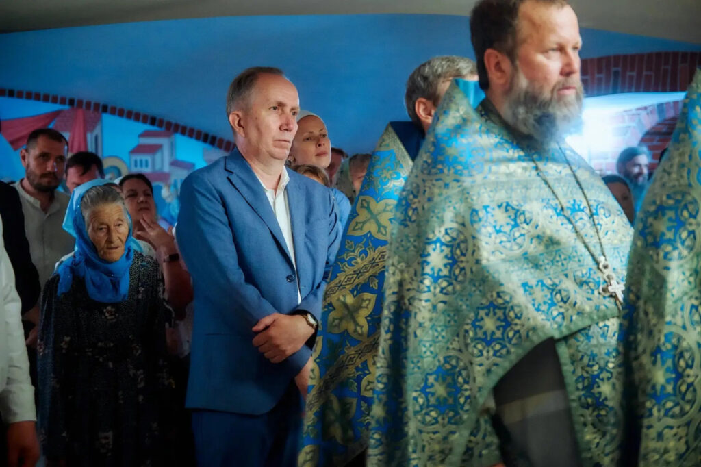 В Покровском соборе почтили годовщину служения митрополита Никона: к поздравлениям присоединился спикер Городской Думы В Покровском соборе почтили годовщину служения митрополита Никона: к поздравлениям присоединился спикер Городской Думы