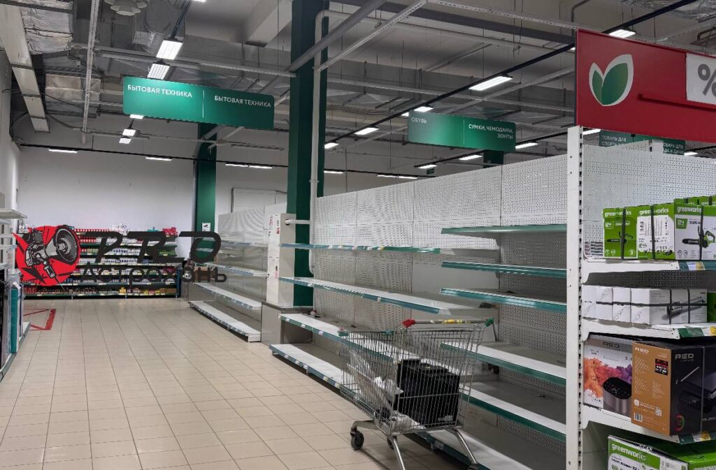 В Астрахани закрываются все гипермаркеты сети «О’КЕЙ»: узнали, когда откроется «Лента» и что изменится В Астрахани закрываются все гипермаркеты сети «О’КЕЙ»: узнали, когда откроется «Лента» и что изменится