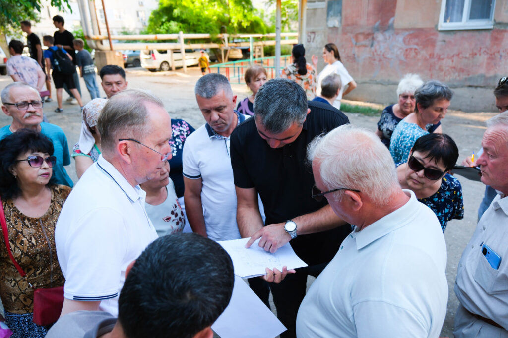 Дороги, свет и самострой: Спикер Городской Думы взял под личный контроль проблемы Ленинского района