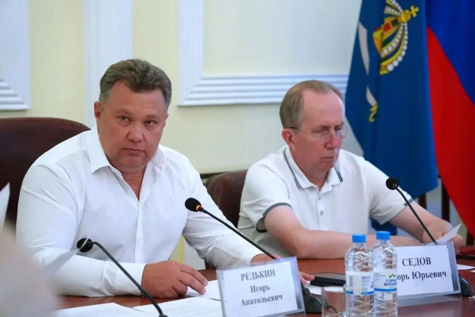 Игорь Редькин утвердил списки награждаемых ко Дню города: в «Книгу памяти» внесут восемь имён