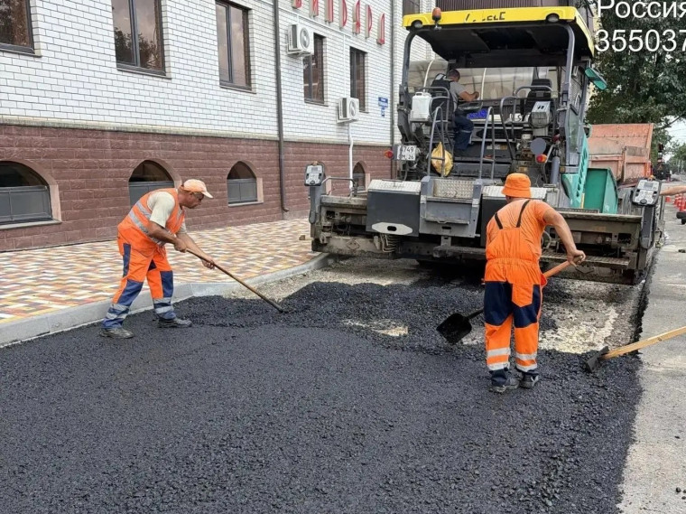 В Ставрополе обновляют дороги и тротуары: где уже заканчивается ремонт