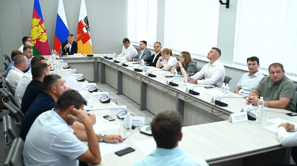 В Краснодаре проверили готовность новых школ и детсадов к 1 сентября