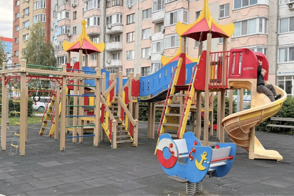 В Тюмени после ремонта открыли сквер Семейный: что изменилось для жителей