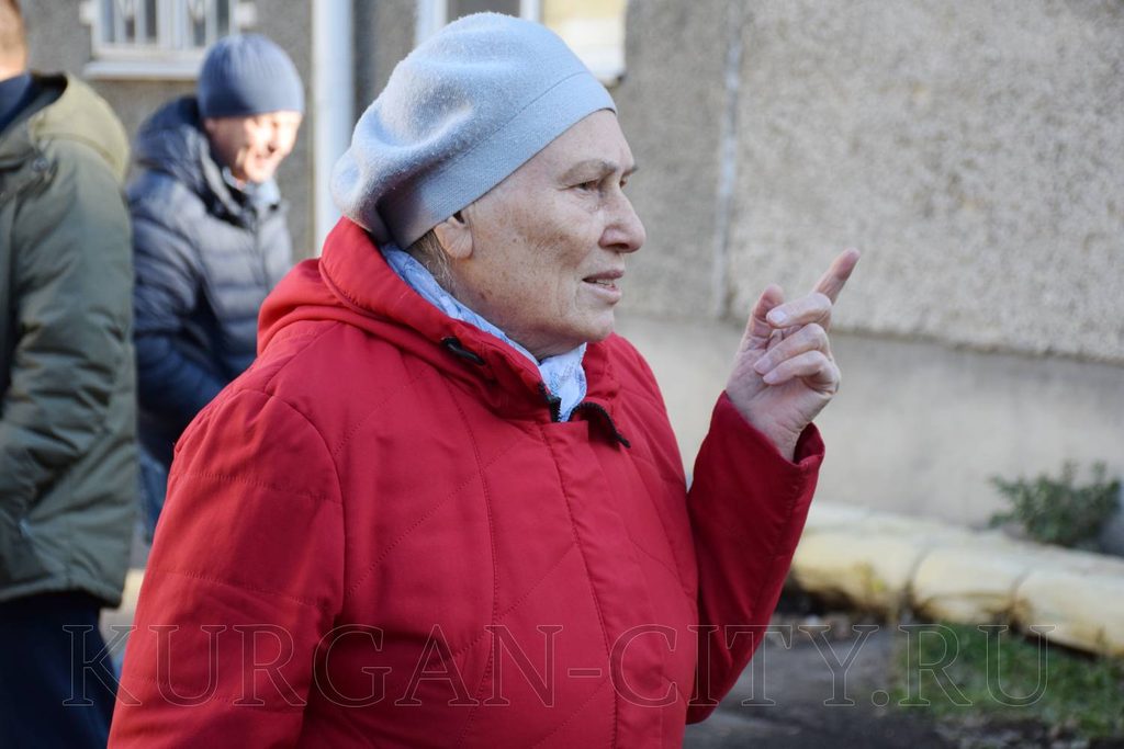 В Кургане обновляют коммунальные сети, школы и общественные пространства — фото 10