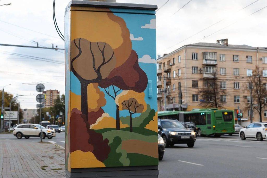 В Челябинске серые технические шкафы превратили в галерею под открытым небом — фото 8