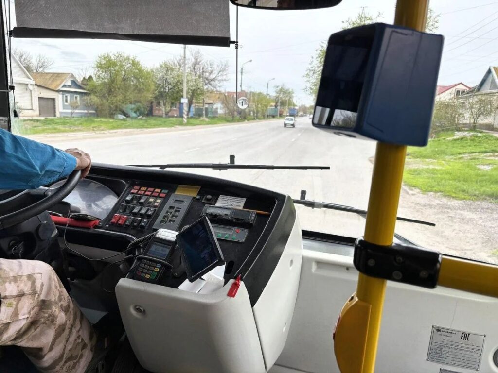Конкурс на 65-й маршрут отменен:  в Военном городке продолжают ждать транспортного чуда