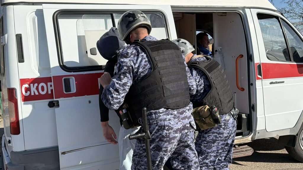 Нападение в «скорой» и дебош в больнице: росгвардейцы и медики провели совместную тренировку (видео)
