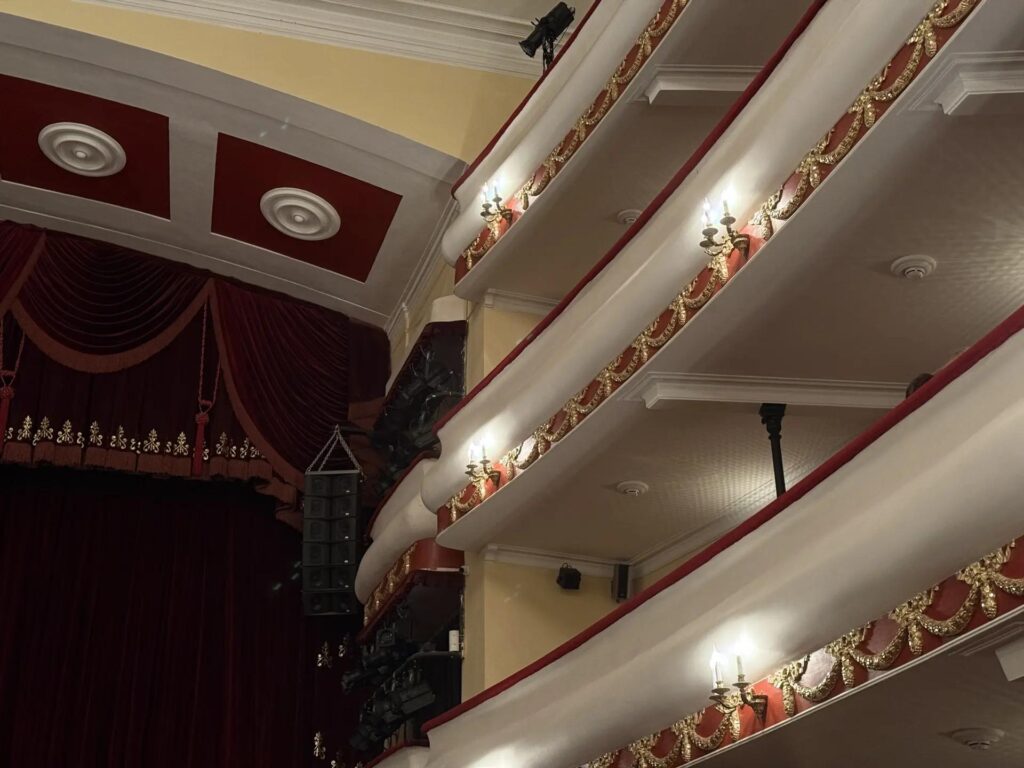 Закулисье театров, ночной Кремль и купеческое чаепитие: куда пойти в Астрахани на «Ночь искусств»