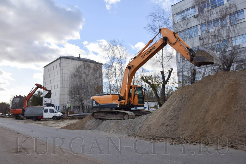 В Кургане меняют километры труб: какие улицы затронул ремонт сетей в 2026 году — фото 10