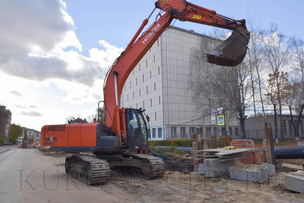 В Кургане меняют километры труб: какие улицы затронул ремонт сетей в 2026 году — фото 14