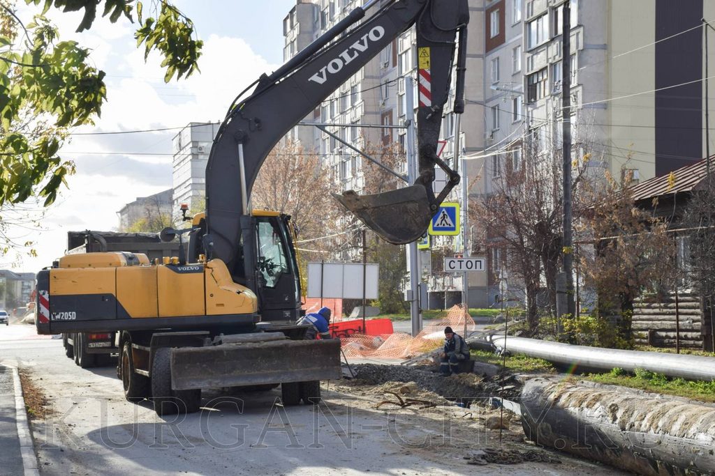 В Кургане меняют километры труб: какие улицы затронул ремонт сетей в 2026 году — фото 13